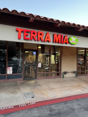 Terra Mia Pizzeria by null