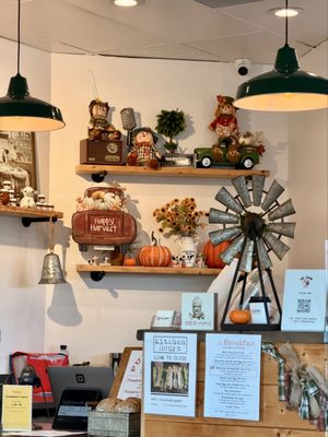 Lil Cow Cafe Bistro by null