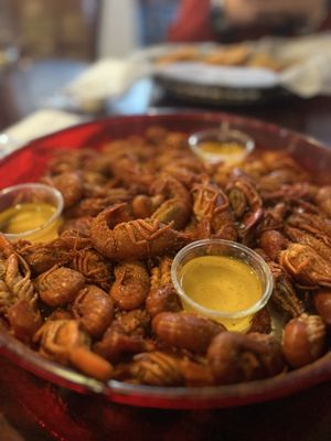 Beamie's At the River by null