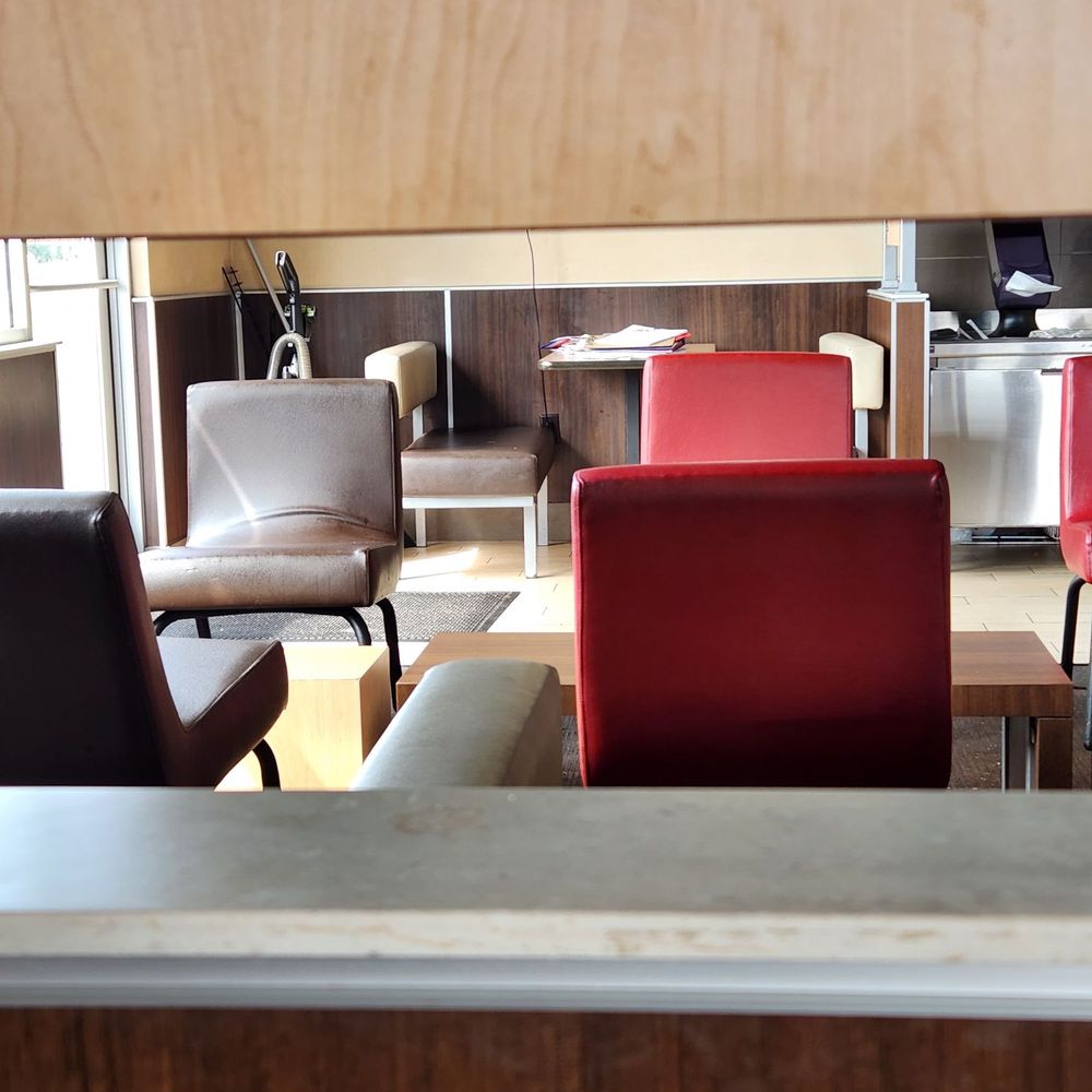 Burger King - office is in the lobby??? - Burgers Near Me - Blaine, Minnesota Burger King - office is in the lobby??? - Burgers Near Me - Blaine, Minnesota