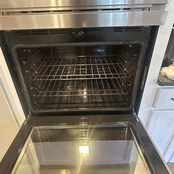 Barretos Cleaning Services - Home Cleaning Near Me - Milford, Connecticut