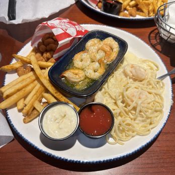 Red Lobster - Shrimp Trio - Seafood Near Me - Greenwood, South Carolina Red Lobster - Shrimp Trio - Seafood Near Me - Greenwood, South Carolina