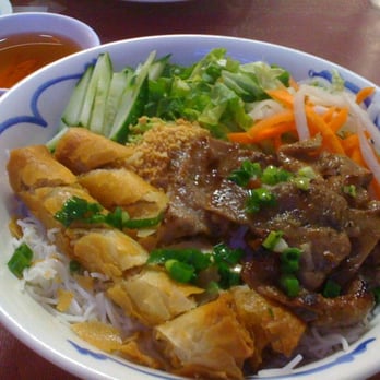 Pho Minh Thu - Spring rolls & pork vermicelli - Vietnamese Near Me - Honolulu, Hawaii Pho Minh Thu - Spring rolls & pork vermicelli - Vietnamese Near Me - Honolulu, Hawaii
