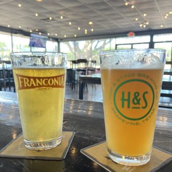 Guitars & Growlers - Beer Bar Near Me - Richardson, Texas Guitars & Growlers - Beer Bar Near Me - Richardson, Texas