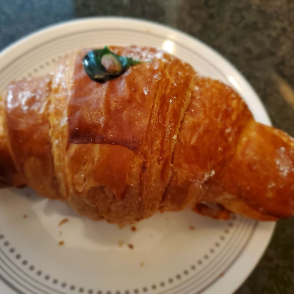 Hendrickx Belgian Bread Crafter - Pistachio croissant - Bakeries Near Me - Chicago, Illinois Hendrickx Belgian Bread Crafter - Pistachio croissant - Bakeries Near Me - Chicago, Illinois