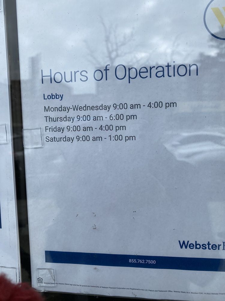 STERLING NATIONAL BANK 9733 Queens Blvd, Rego Park, New York Banks