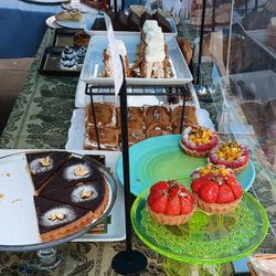 Patisserie on California