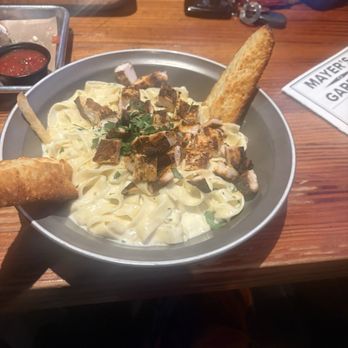 Mayer’s Garden - Pasta Alfredo with blackened chicken - New American Near Me - Dallas, Texas Mayer’s Garden - Pasta Alfredo with blackened chicken - New American Near Me - Dallas, Texas