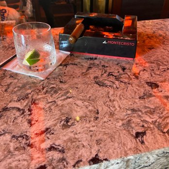 Casa de Montecristo - a glass of water on a granite bar - Tobacco Shops Near Me - Boca Raton, Florida Casa de Montecristo - a glass of water on a granite bar - Tobacco Shops Near Me - Boca Raton, Florida