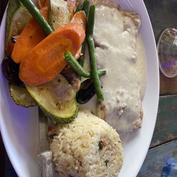 Wachinango's - Sea bass and guacamole. - Seafood Near Me - Cabo San Lucas, BCS Wachinango's - Sea bass and guacamole. - Seafood Near Me - Cabo San Lucas, BCS