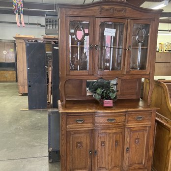 Bench Commission Furniture - Antiques Near Me - Boise, Idaho