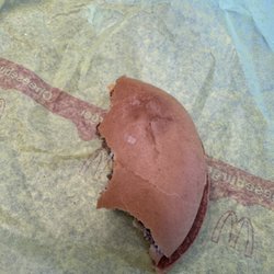 McDonald's - Piece of plastic in my burger