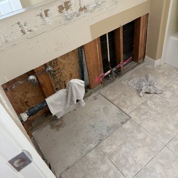 Restoration Responders - Bathroom vanity - Damage Restoration Near Me - Vernon, California Restoration Responders - Bathroom vanity - Damage Restoration Near Me - Vernon, California