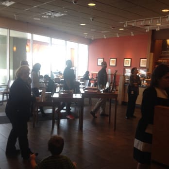 Panera Bread - Inside the main dining area - Sandwiches Near Me - Secaucus, New Jersey