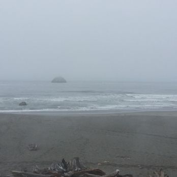 Clifford Kamph Memorial Park - Cold, foggy, and rainy. - Parks Near Me - Smith River, California