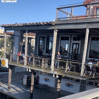 Waterman's Restaurant - Outdoor seating - Seafood Near Me - Galveston, Texas
