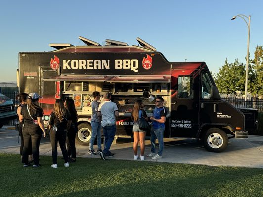 BBQ Kalbi Food Truck by null