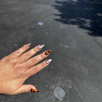 Victoria Nails Lounge - Nail Salons Near Me - Valencia, California Victoria Nails Lounge - Nail Salons Near Me - Valencia, California