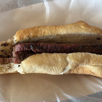B3Q - Brisket sandwich - Barbeque Near Me - Corydon, Indiana