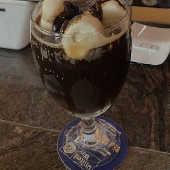 Bascule Brewery And Public House - a glass of beer - Breweries Near Me - Lorain, Ohio