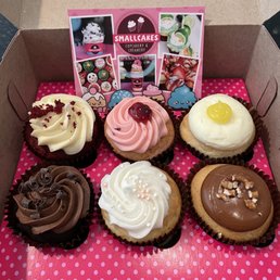 Wedding Cake Cupcake