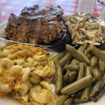 Dawg Gone Good BBQ - Sampler plate - Barbeque Near Me - Athens, Georgia Dawg Gone Good BBQ - Sampler plate - Barbeque Near Me - Athens, Georgia