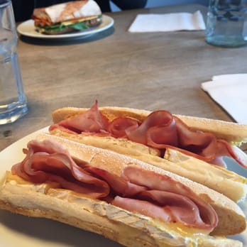 Aro Cafe - Delicioso - Cafes Near Me - Wellington, WGN Aro Cafe - Delicioso - Cafes Near Me - Wellington, WGN