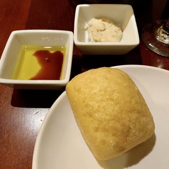 The Heights Restaurant and H Bar - Bread, hummus, and oil/balsamic - New American Near Me - Ithaca, New York