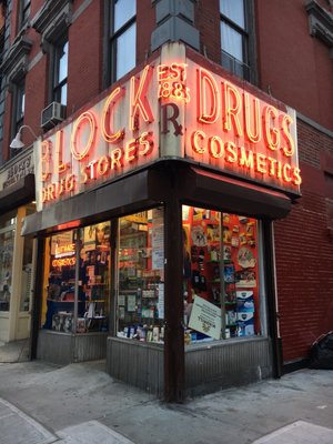 Block Drug Store by null