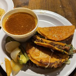 Taqueria La Nueva Westport - Quesabirria