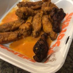 Hooters - What is this