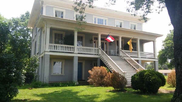 The Exchange Hotel Civil War Medical Museum by null