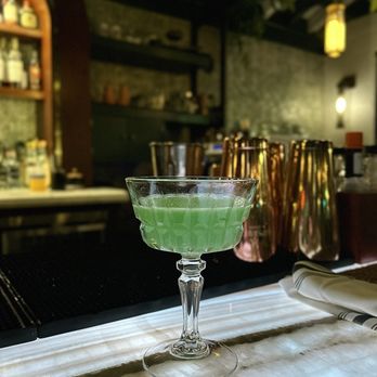 Otto’s High Dive - Ask the bartender for their signature daiquiri that is not on the menu - Cocktail Bars Near Me - Orlando, Florida Otto’s High Dive - Ask the bartender for their signature daiquiri that is not on the menu - Cocktail Bars Near Me - Orlando, Florida
