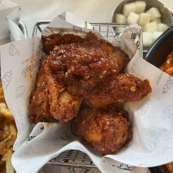Louders - Chilli garlic wings - Asian Fusion Near Me - Los Angeles, California Louders - Chilli garlic wings - Asian Fusion Near Me - Los Angeles, California