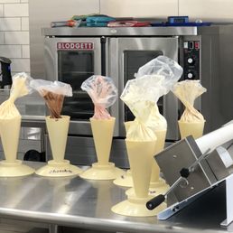 Frosting! Frosting!