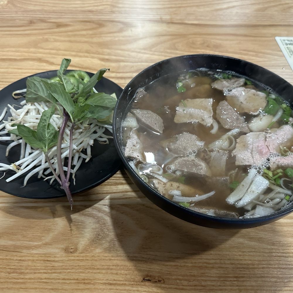 P1. Special Combination Noodle Soup (large) P1. Special Combination Noodle Soup (large)