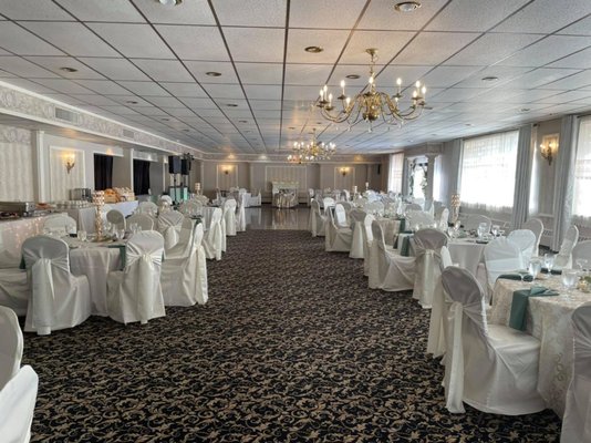 Ferrante's Lakeview by null