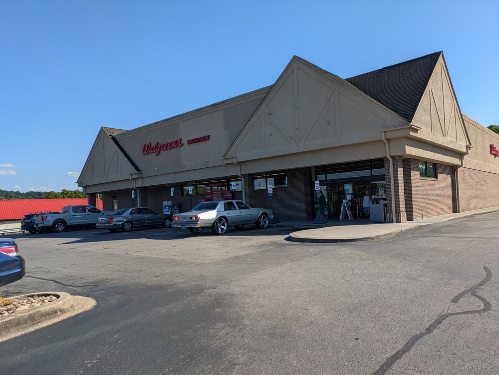 WALGREENS Updated July 2024 11 Photos 4001 Chapman Hwy, Knoxville
