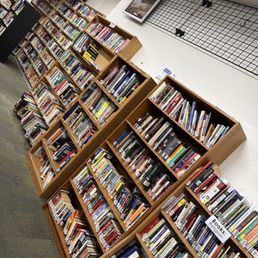 Tons of books to choose from Tons of books to choose from