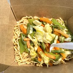 Elmwood Park Recreation - Veggie pancit