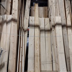 Lowe's Home Improvement - There are exactly four 1 x 8 common boards 8 ft long, and they are behind 100+ that are 6 ft long. I just can't with this Lowes.