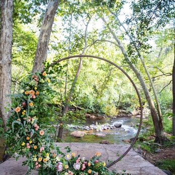 Form Floral  - Wedding Planning Near Me - Phoenix, Arizona