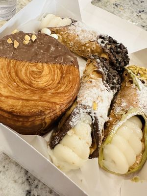 Zeppola Cafe by null