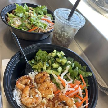 T'  AN CAFE - Grilled Shrimp and Chicken Noodle Plates and the Signature House Crystal Boba Tea - Sandwiches Near Me - Bellflower, California