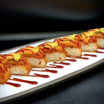 Ostras - Crispy rice roll - Asian Fusion Near Me - Des Plaines, Illinois