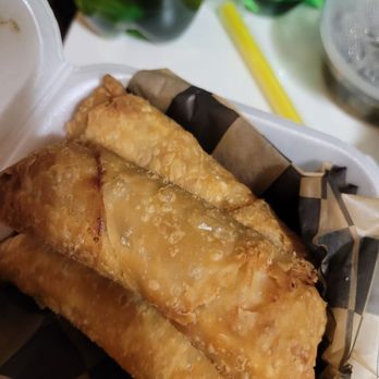 This Is It Drinks and BBQ - Chicken eggrolls - Barbeque Near Me - Toledo, Ohio This Is It Drinks and BBQ - Chicken eggrolls - Barbeque Near Me - Toledo, Ohio
