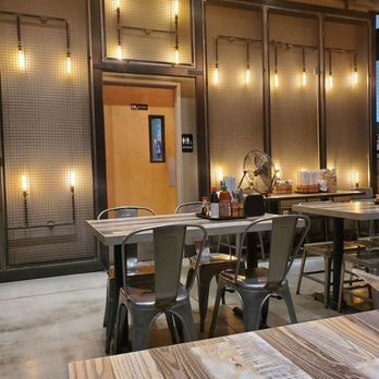 Fusion Corner - Dining area - Asian Fusion Near Me - Stanton, California