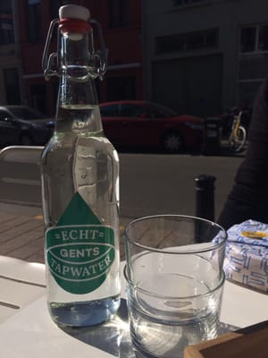 laptop friendly cafe