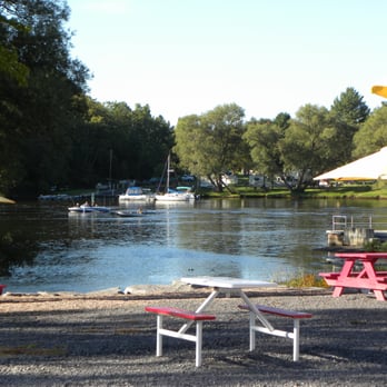 Lickety Split Ice Cream Shoppe - picnic tables and umbrellas - Ice Cream & Frozen Yogurt Near Me - Dexter, New York Lickety Split Ice Cream Shoppe - picnic tables and umbrellas - Ice Cream & Frozen Yogurt Near Me - Dexter, New York