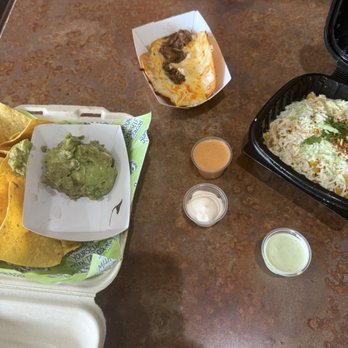 Tiagos Tacos - Chips & guac , birria taco and elote cup - Food Trucks Near Me - Miami, Florida Tiagos Tacos - Chips & guac , birria taco and elote cup - Food Trucks Near Me - Miami, Florida